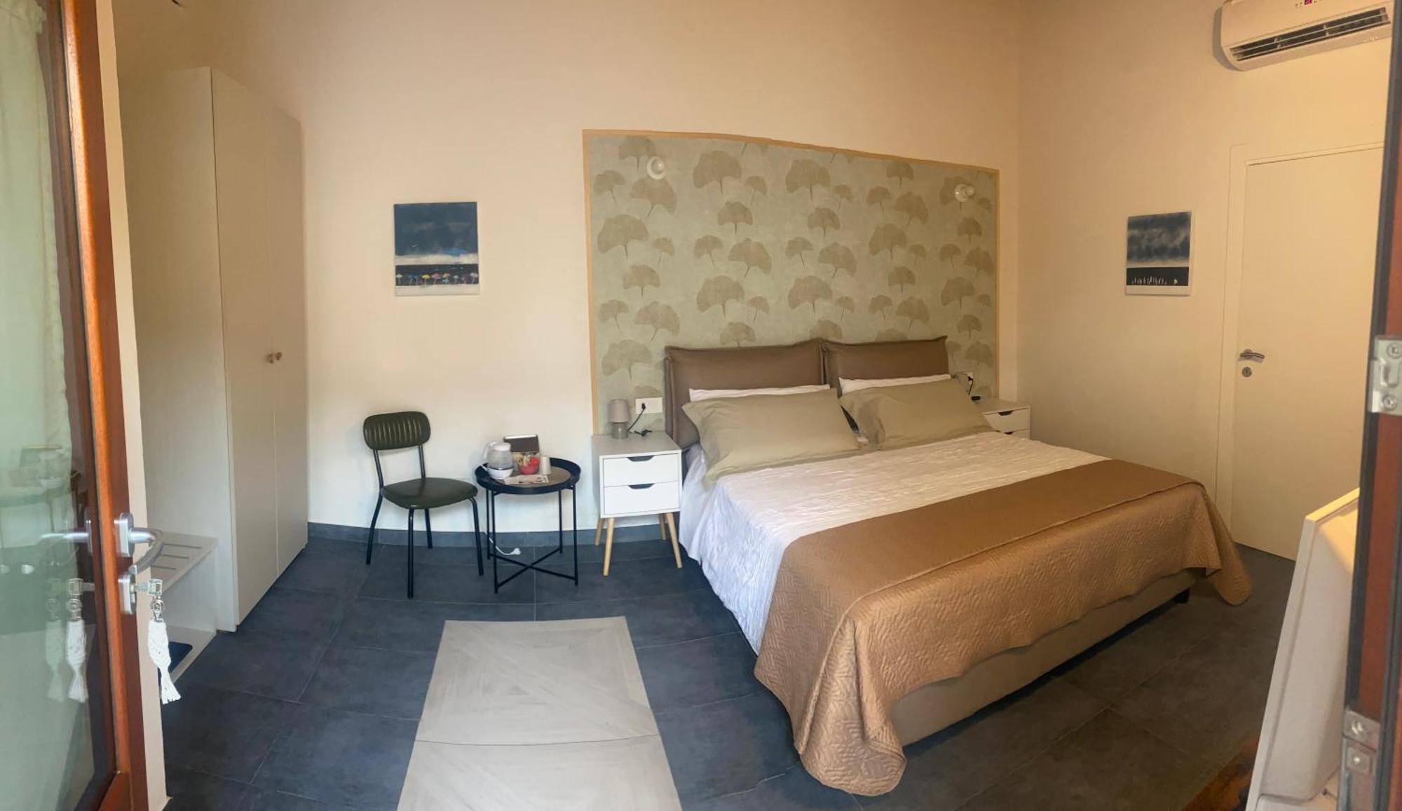 Casa Raffaela Hotell Marina Di Pisa Exteriör bild