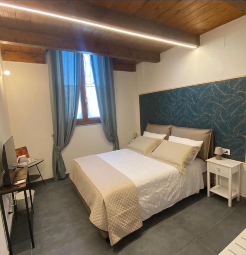 Casa Raffaela Hotell Marina Di Pisa Exteriör bild