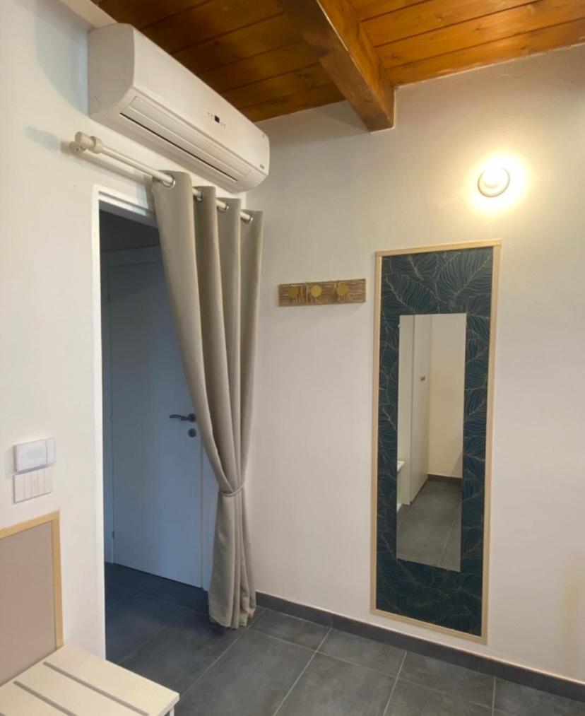 Casa Raffaela Hotell Marina Di Pisa Exteriör bild