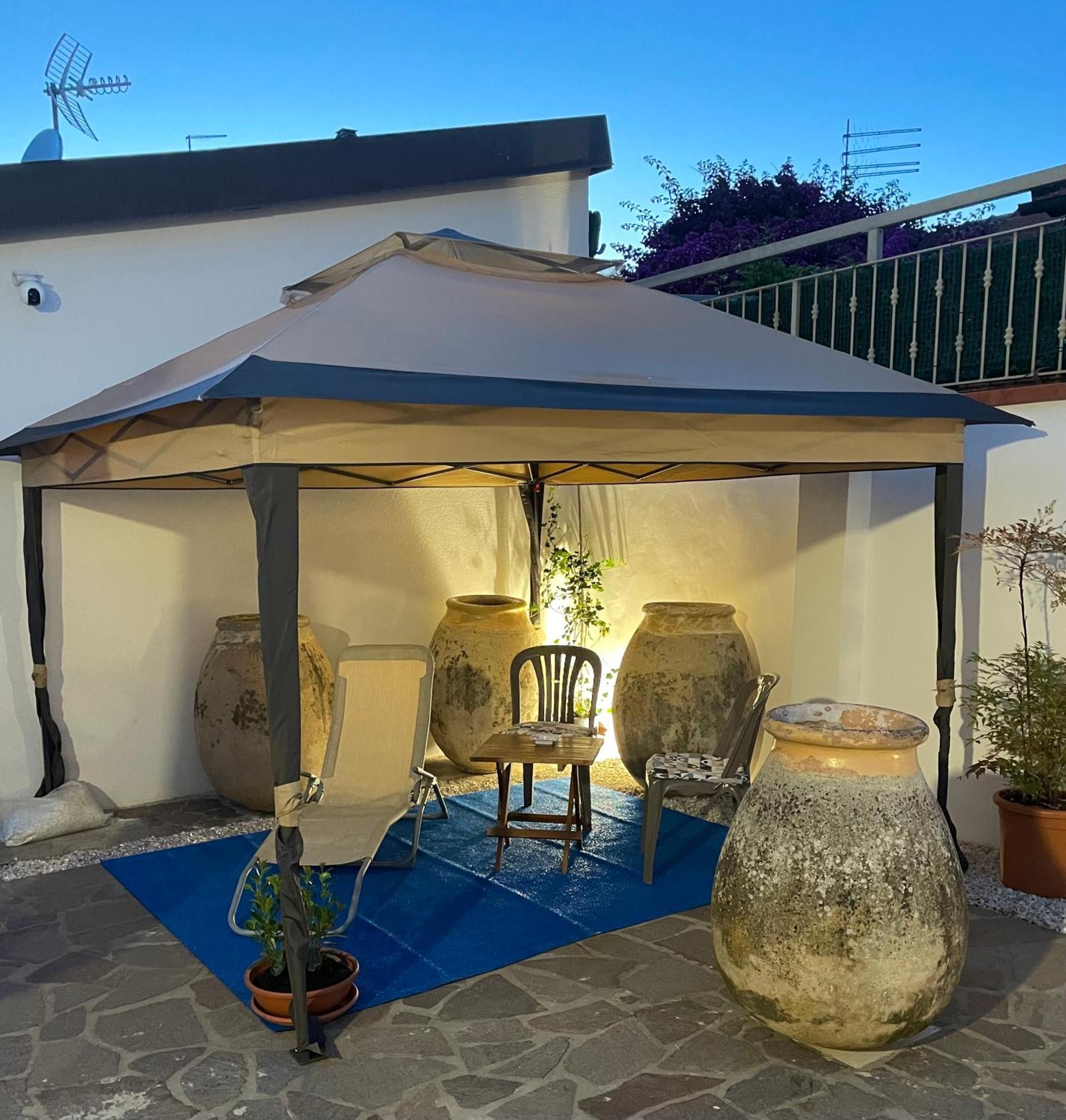 Casa Raffaela Hotell Marina Di Pisa Exteriör bild